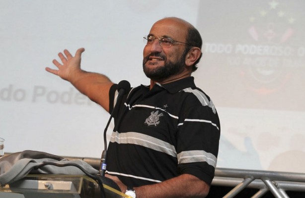Rosenberg criticou Allianz Parque e gestão corinthiana sobre a Arena Corinthians